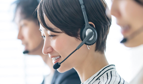 オペレーターの女性